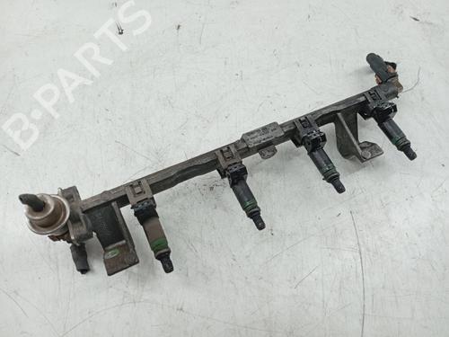 Rampa inyectora FORD FOCUS I Estate Van (DNW) 1.4 (75 hp) 31311796