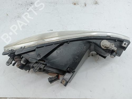 Used Left headlight PEUGEOT 206 Hatchback (2A/C) 1.1 i (60 hp) 31314562