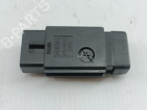 Comutador TOYOTA CARINA E VI (_T19_) 2.0 TD (CT190) (83 hp) 31317752