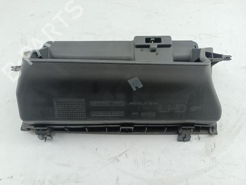 Used Glove box TOYOTA CARINA E VI (_T19_) 2.0 TD (CT190) (83 hp) 31317759