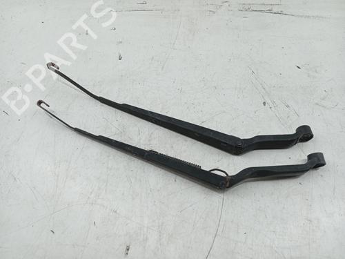 Used Front windshield wiper arm TOYOTA CARINA E VI (_T19_) 2.0 TD (CT190) (83 hp) 31317762