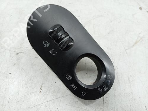 Used Headlight switch SEAT IBIZA III (6L1) 1.4 TDI (70 hp) 31335384
