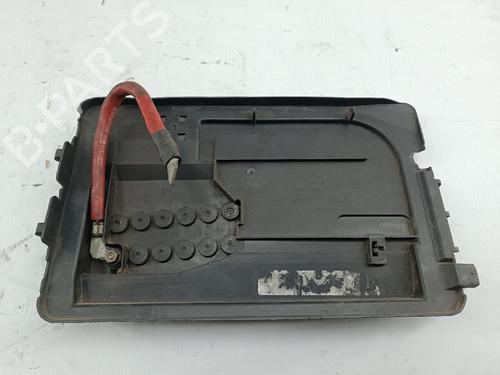 Zekeringkast SEAT IBIZA III (6L1) 1.4 TDI (70 hp) 31335385