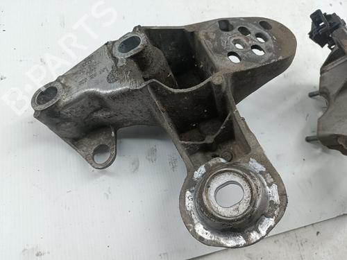 Engine mount AUDI A4 B6 Avant (8E5) 2.5 TDI quattro | BP31344560M89