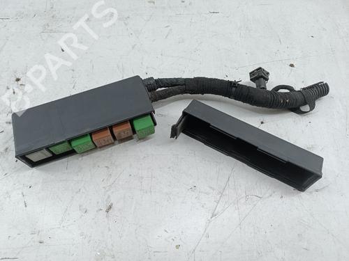 Used Fuse box OPEL VECTRA B (J96) 2.0 DTI 16V (F19) (101 hp) 31666742