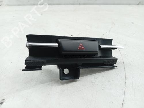 Warnblinkschalter für MAZDA CX-3 (DK) 1.5 SKYACTIV-D (DK2WS, DK5FW) (105 hp) 31666870