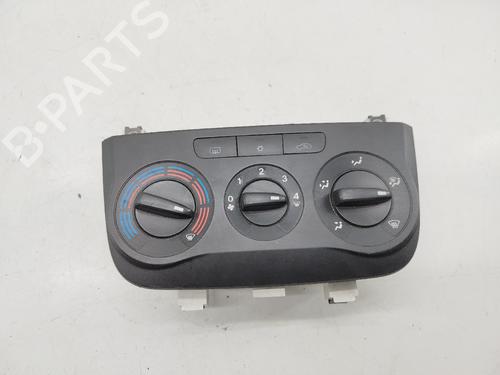 Used Climate control FIAT GRANDE PUNTO (199_) 1.3 D Multijet (75 hp) 31667180