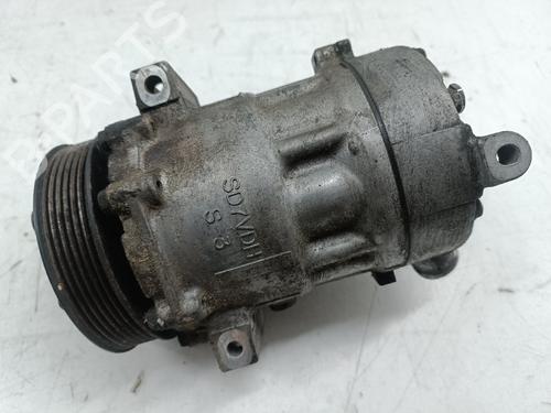 Used AC compressor OPEL VECTRA C Estate (Z02) [2003-2009]  31667195
