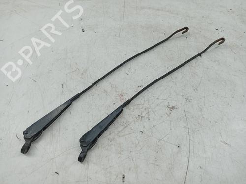 Used Front windshield wiper arm OPEL CORSA B (S93) 1.4 i (F08, F68, M68) (60 hp) 31667215