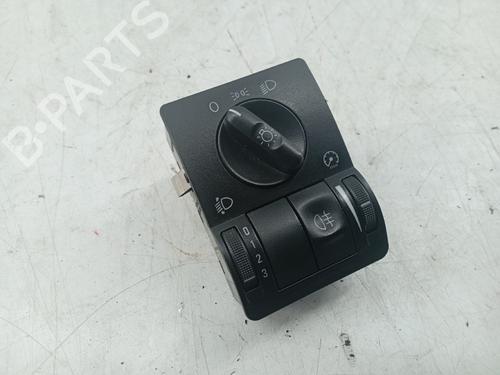 Used Switch OPEL CORSA C (X01) 1.2 (F08, F68) (75 hp) 31722477