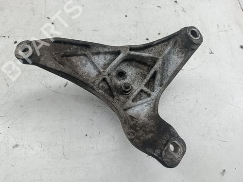 Support de moteur BMW 5 (E39) 530 d (184 hp) 31759013