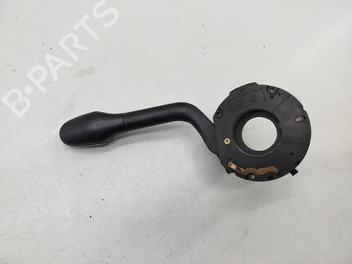 Commodo Essuie Glace / Phare VW POLO III (6N1) 50 1.0 (50 hp) 31793381