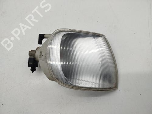 Blinker vorne rechts für VW POLO III (6N1) 50 1.0 (50 hp) 31804111