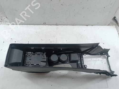 Used Armrest / Center console CITROËN C4 II (NC_) 1.6 HDi 110 (112 hp) 31863993