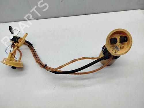 Used Fuel pump BMW 3 Touring (E91) 320 d (177 hp) 31925123