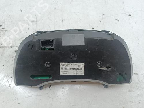 Used Instrument cluster FIAT DOBLO Cargo (263_) 1.6 D Multijet (263WXD1B, 263WXR1B, 263WXX1B, 263ZXD1B,... (105 hp) 31929669