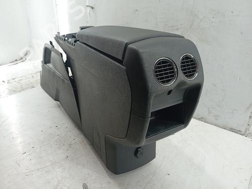 Armrest / Center console PEUGEOT 3008 I MPV (0U_)  | BP31929671I20 