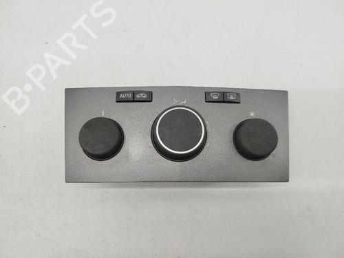 climate-control-opel-astra-h-a04-2004-2005-2006-2007-2008-2009-2010-2011-2012-2013-2014-31945433 main image