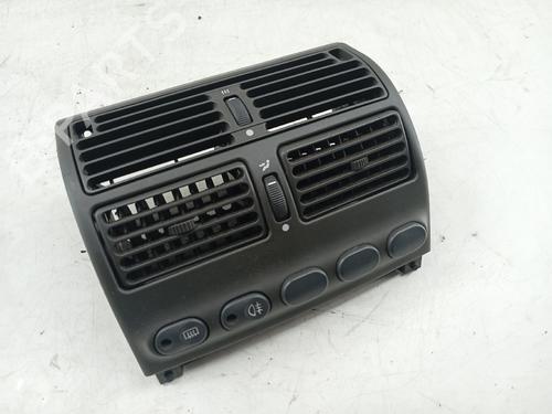 Bocchetta di aerazione FIAT PUNTO (176_) 55 1.1 (54 hp) 31980941