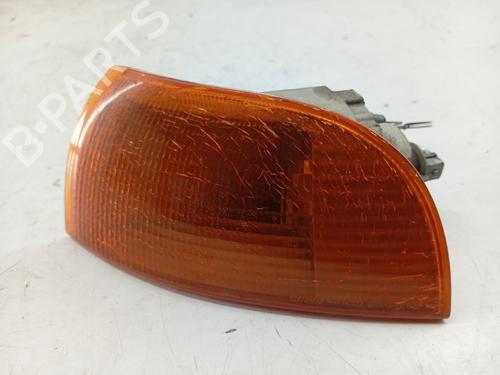 Indicatore direção anteriore sinistro FIAT PUNTO (176_) 55 1.1 (54 hp) 31980947
