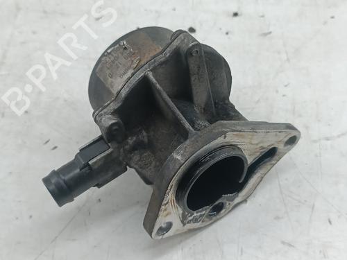 Used Vacuum pump RENAULT CLIO II Hatchback Van (SB0/1/2_) 1.5 dCi (SB07) (65 hp) 31991261