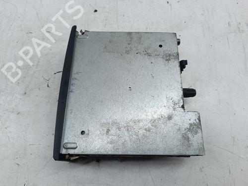 Used Radio RENAULT CLIO II Hatchback Van (SB0/1/2_) 1.5 dCi (SB07) (65 hp) 31991263