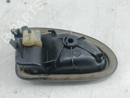 hjre-fortil-invendig-handtag-renault-clio-ii-hatchback-van-sb012_-1998-31991271 main image
