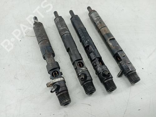 Used Injector RENAULT CLIO II Hatchback Van (SB0/1/2_) 1.5 dCi (SB07) (65 hp) 31994154