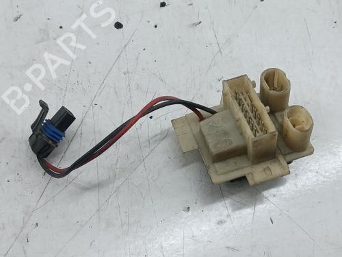 varmeblsermodstand-renault-clio-ii-hatchback-van-sb012_-1998-31996269 main image