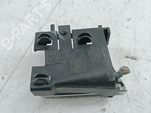 front-left-interior-door-handle-vw-polo-6n2-1999-2000-2001-32020550 main image