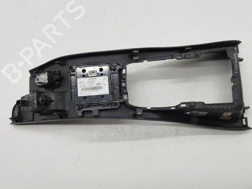 Middle console RENAULT MEGANE III Hatchback (BZ0/1_, B3_)  | BP32147415I22 