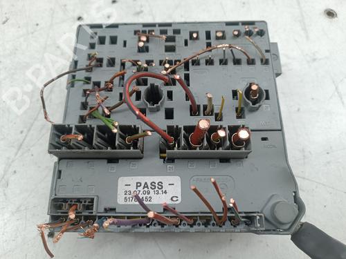 Fuse box FORD KA (RU8) 1.2 | BP32147477E1