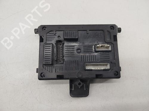 fuse-box-renault-clio-iii-br01-cr01-2005-2006-2007-2008-2009-2010-2011-2012-2013-2014-32147489 main image