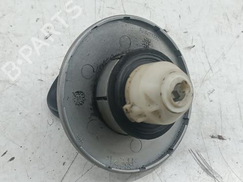 fuel-flap-citroen-saxo-hatchback-van-s3_-1997-1998-1999-2000-2001-2002-2003-32147530 main image