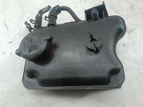 Used Power steering reservoir CITROËN SAXO Hatchback van (S3_) 1.5 D (57 hp) 32147566