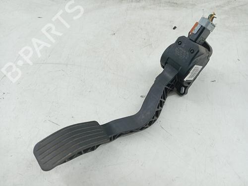 pedal-peugeot-207-hatchback-van-wa_-wc_-2006-32147615 main image