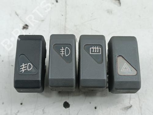 switch-renault-clio-i-bc57_-5357_-1990-1991-1992-1993-1994-1995-1996-1997-1998-1999-32199015 main image