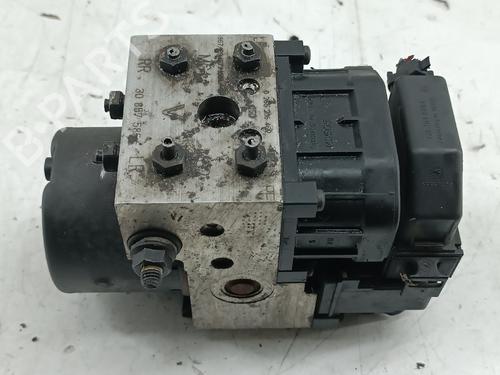 Used ABS pump ABS pump VOLVO S40 I (644) 1.6 (105 hp) 32211800 32211800