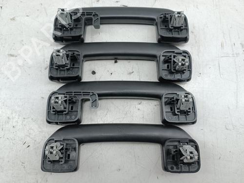 Used Front left interior door handle Front left interior door handle PEUGEOT 2008 II (UD_, US_, UY_, UJ_, UR_, UC_) 1.5 BlueHDI 100 (102 hp) 32230359 32230359