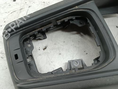 Armrest / Center console RENAULT CAPTUR II (HF_) | BP32236340I20