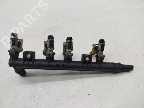 Einspritzleiste für FIAT PUNTO (188_) 1.2 60 (188.030, .050, .130, .150, .230, .250) (60 hp) 32237986