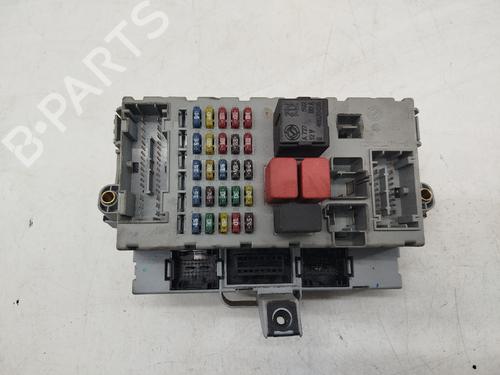 Used Fuse box FIAT PUNTO (188_) 1.2 60 (188.030, .050, .130, .150, .230, .250) (60 hp) 32239120