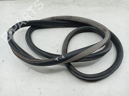 BP32269112O1 main image