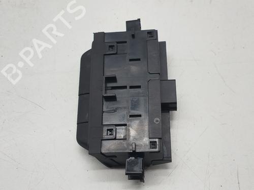 Switch RENAULT CAPTUR II (HF_) | BP32272500I30