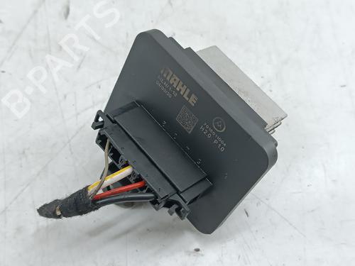 Used Heater resistor Heater resistor PEUGEOT 2008 II (UD_, US_, UY_, UJ_, UR_, UC_) 1.5 BlueHDI 130 (131 hp) 32298842 32298842