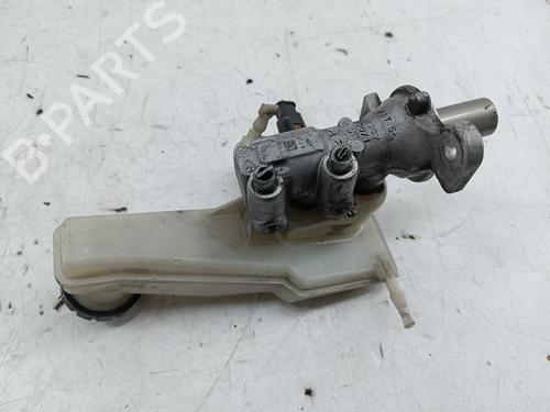 Used Brake master cylinder PEUGEOT 2008 II (UD_, US_, UY_, UJ_, UR_, UC_) 1.5 BlueHDI 130 (131 hp) 32301928