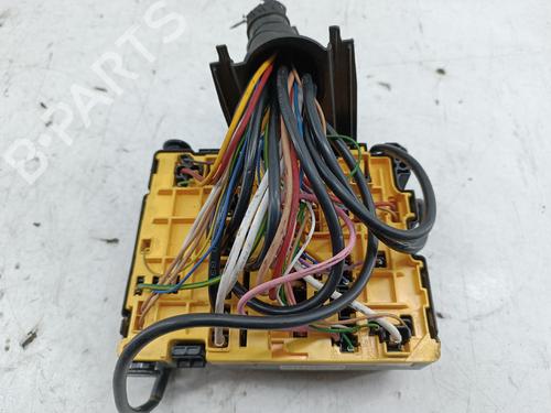 Used Fuse box PEUGEOT 2008 II (UD_, US_, UY_, UJ_, UR_, UC_) 1.5 BlueHDI 130 (131 hp) 32301931