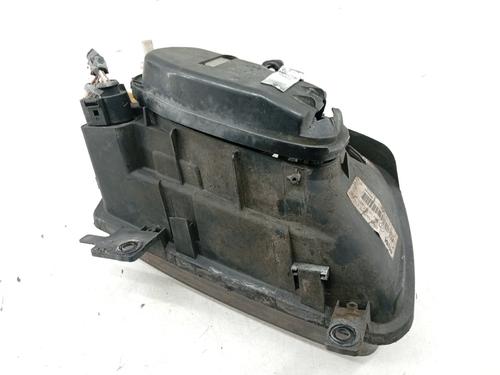 Used Left headlight VW POLO (6N2) 1.0 (50 hp) 32326611