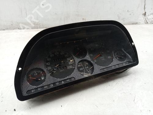 Kombiinstrument FIAT UNO (146_, 158_) 70 TD 1.4 (71 hp) 32338602