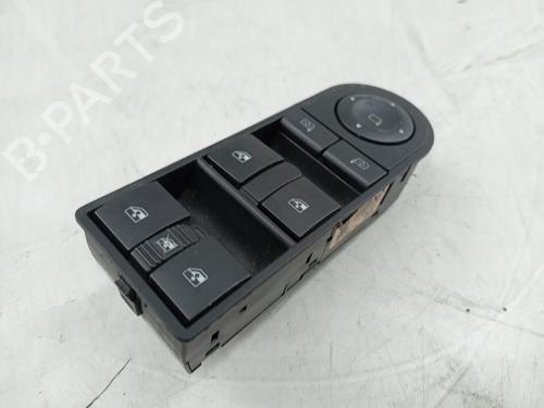 Used Left front window switch OPEL ASTRA H (A04) [2004-2014]  32362235